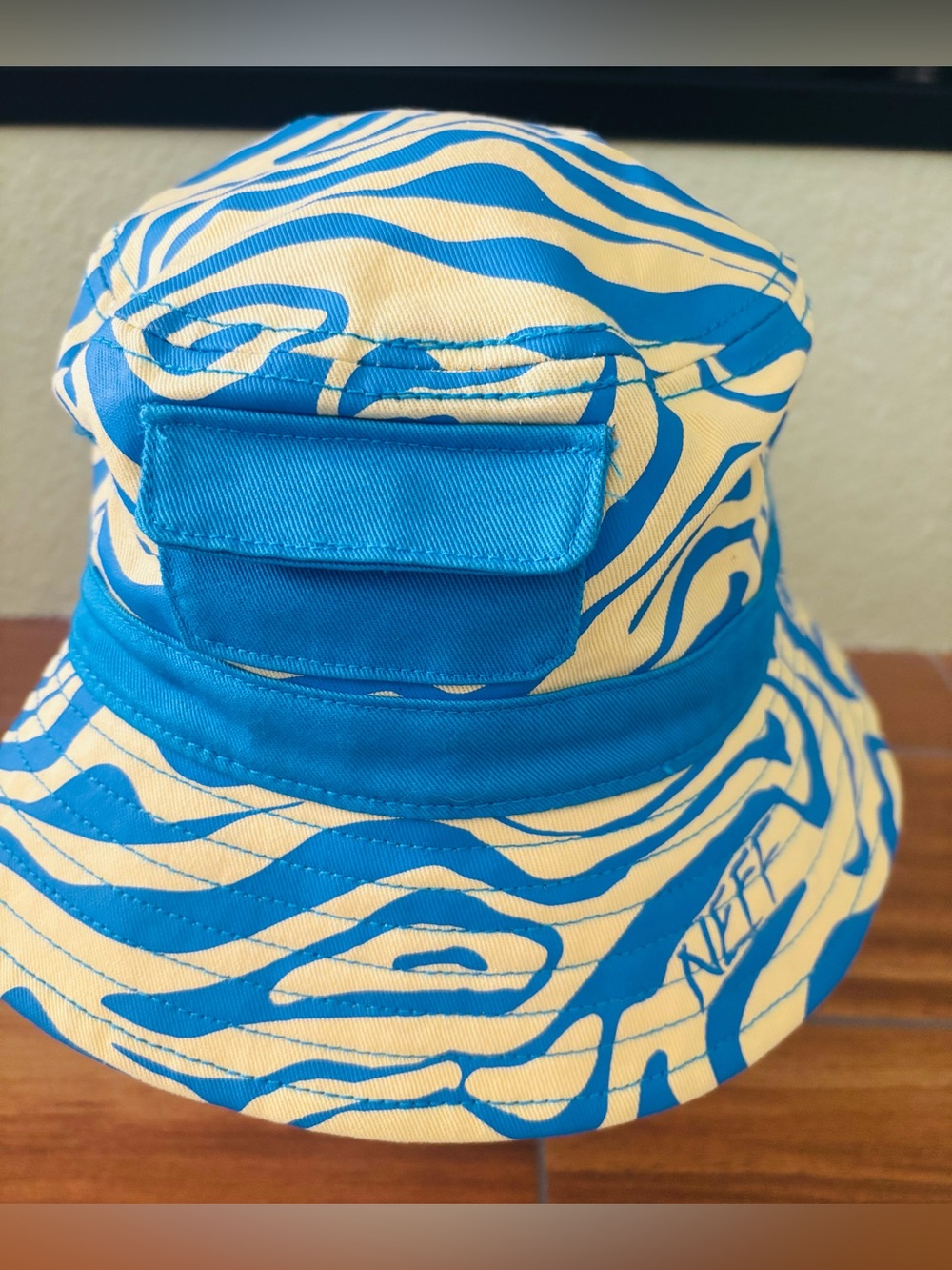 RARE! Neff Mushroom Bucket Hat Psychedelic Blue, & Yellow, Zebra Print & Pocket - Picture 2 of 6